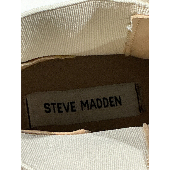Woman’s Steve Madden Moira Suede Ankle Bootie Sand Color Size 8 - Picture 6 of 7
